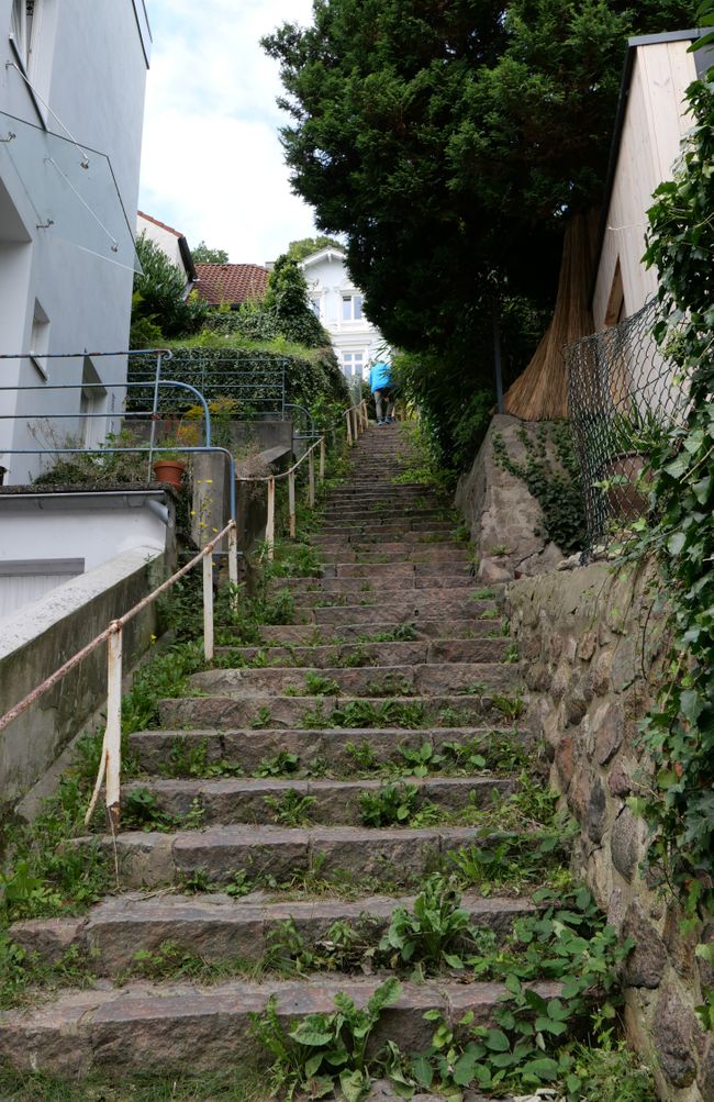 2021 - September - Hamburg Blankenese with stair quarter