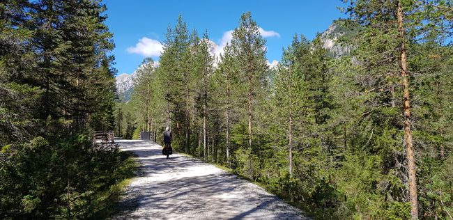 Dolomite Cycle Path