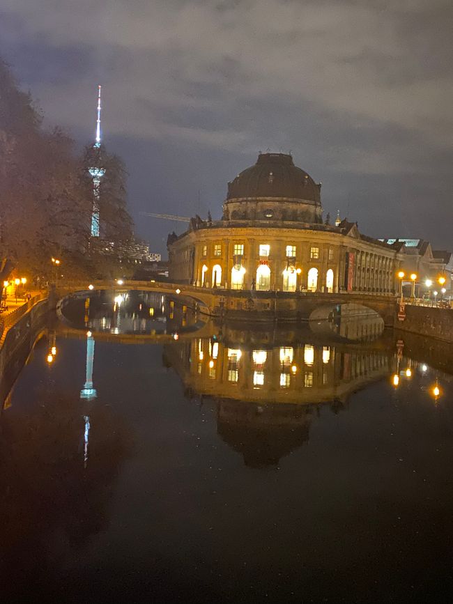 Berliner Lights in the Evening