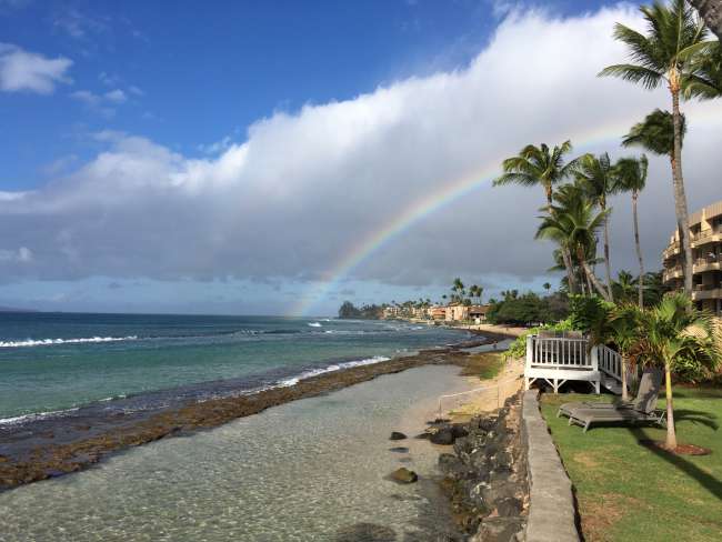 Regenbogen über Maui