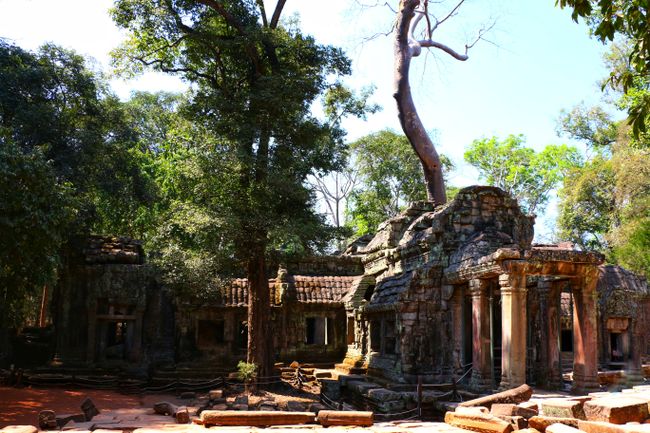 Road to Angkor Thom