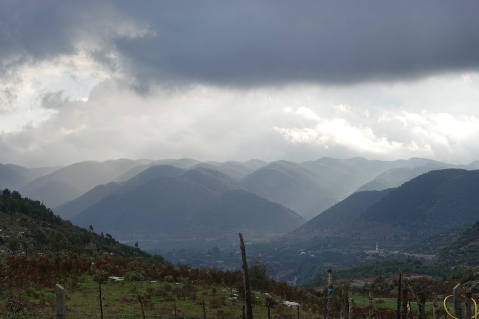 Jours 70 à 74 Belle Albanie montagneuse, Permet, vallée de Vjosa, lac Prespa