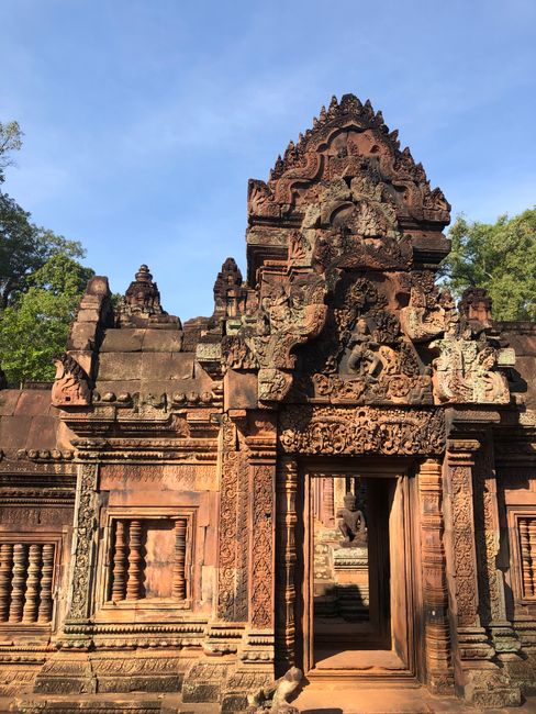 Cambodia - exploring Angkor and Phnom Penh