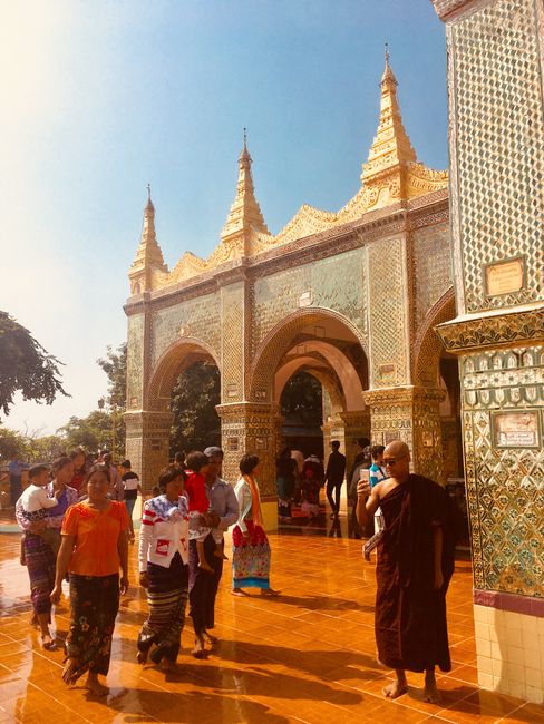 Sutaungpye Pagode, Mandalay Hill