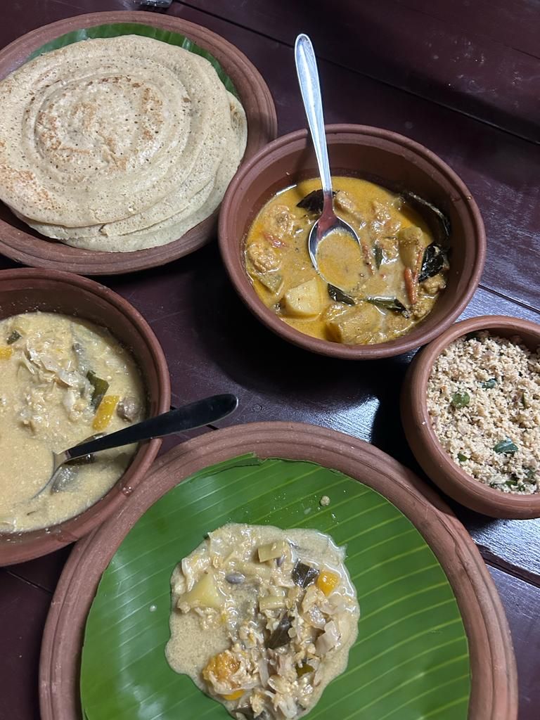Abendessen: Curry mit Dosa und Kokos-Sambal