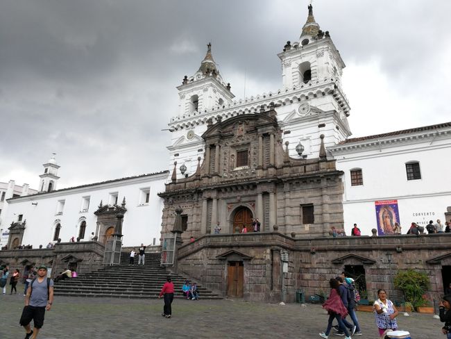 3.11. Old Town Quito with Romolo