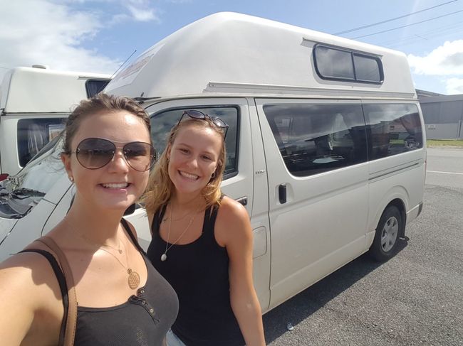Cairns - Day 2-4; Return of the camper, city tour