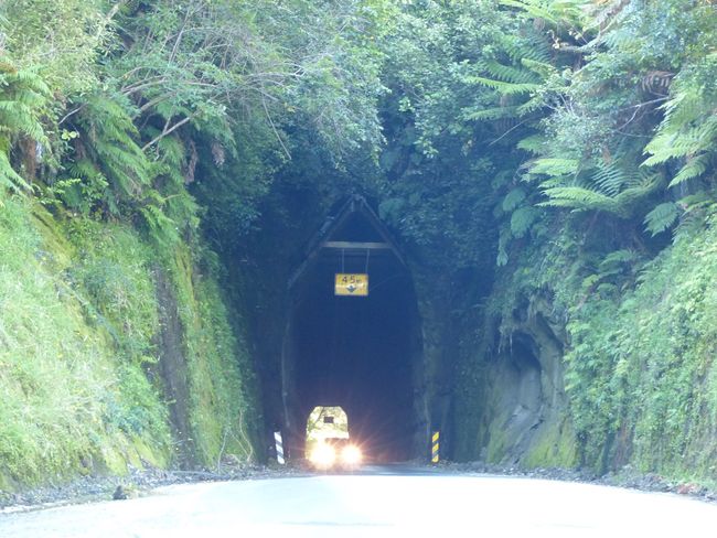 Tunnel auf dem Highway