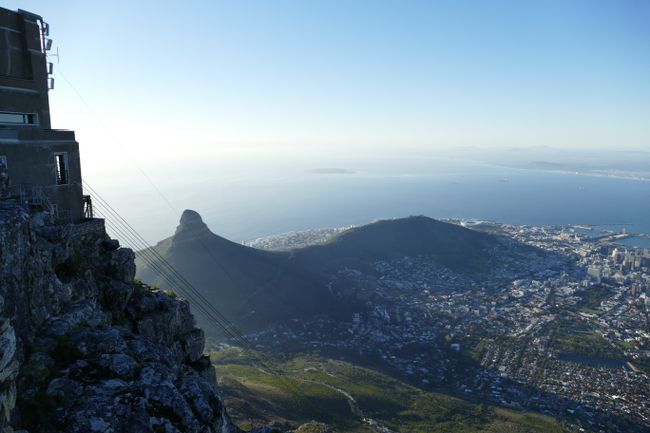 Tag 3 Blick vom Tafelberg über Kapstadt und den Lion’s Head 