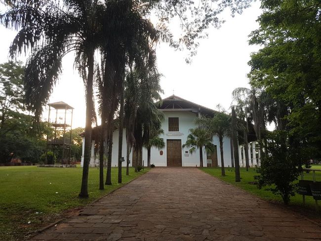 Yaguaron: Franziskanerkirche