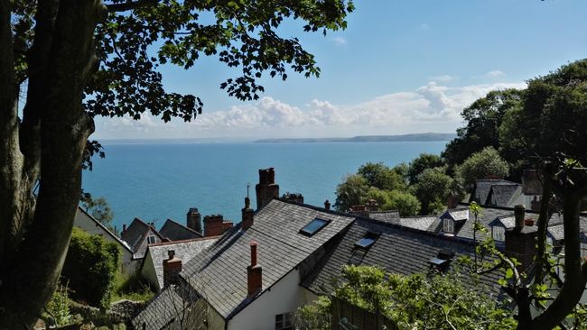 over the roofs of Clovelly