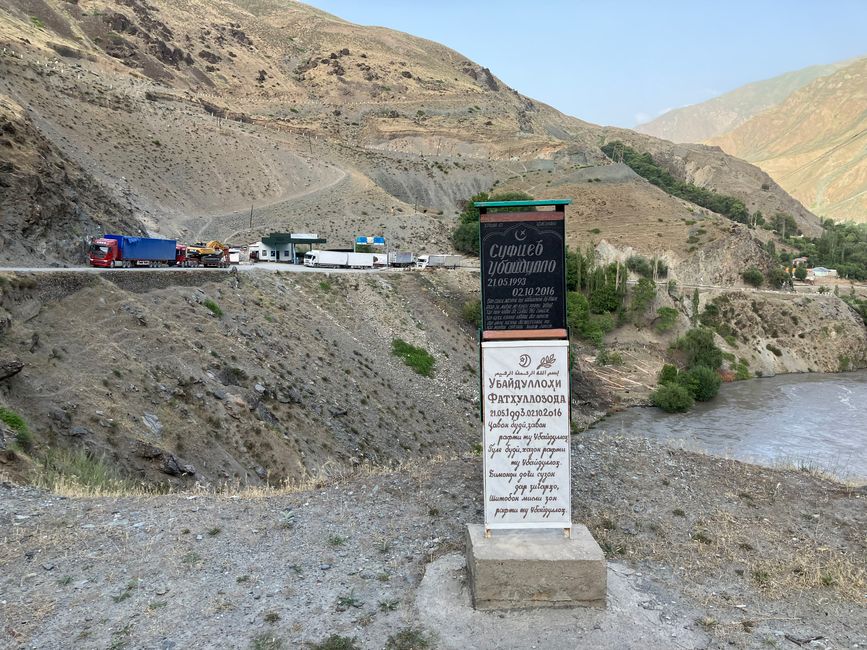 Tajikistan: Trip to Pamir - halfway / first part