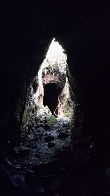 Höhle auf dem Weg nach unten