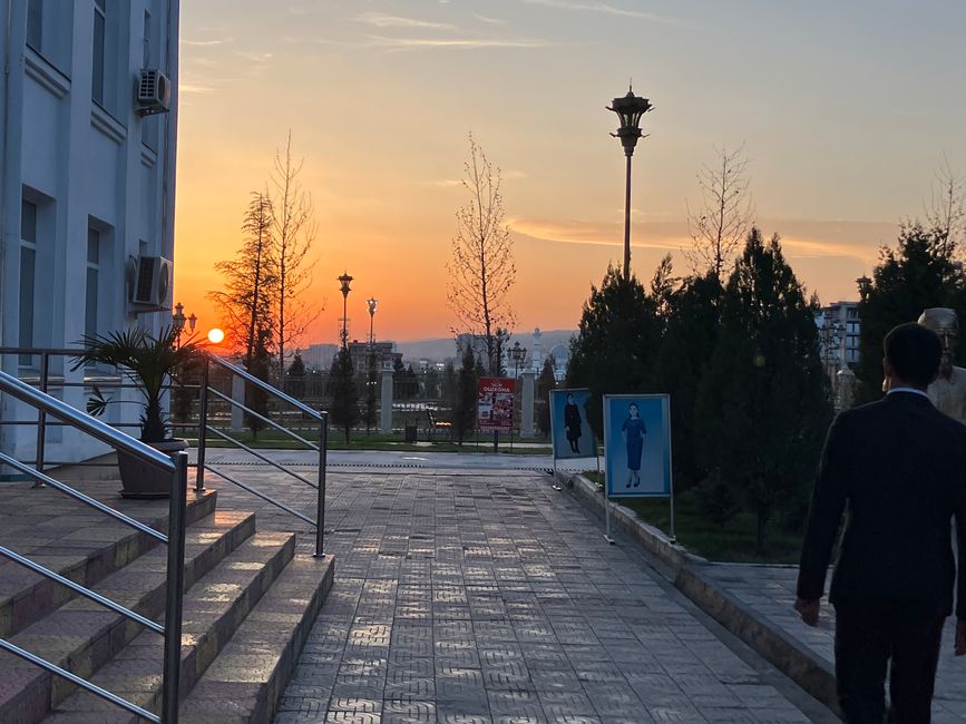 Dushanbe ist DIE Stadt der Sonnenuntergänge. Punkt!!