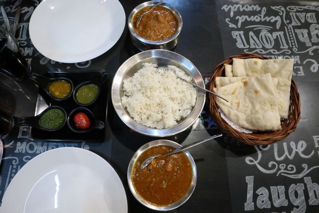 Das Abendessen beim Inder, so nah an Indien wie noch nie.