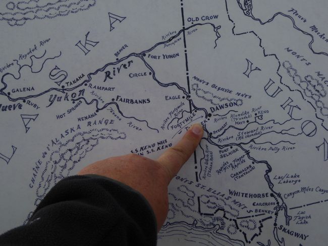 Dempster şaýoly, Goldruş - we Arktika tegelegine bary-ýogy 200 km
