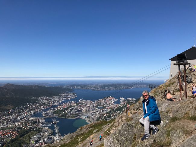 Norwegen mit Hurtigruten // Tag 2 // Ausblick vom Ulriken 