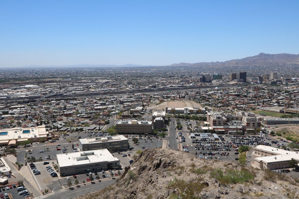 El Paso / Texas meets Ciudad Juarez / Mexico