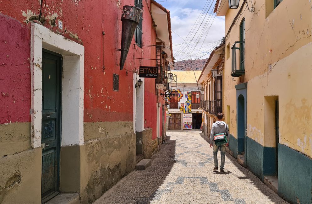 Auch ohne schwarze Magie verzaubert uns die koloniale Altstadt von La Paz.