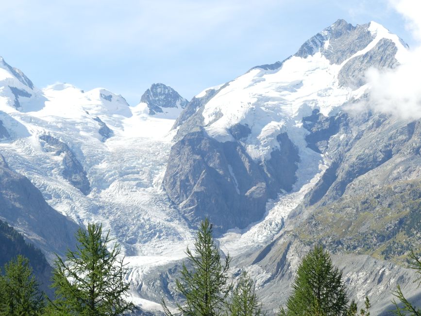 Mit dem Bernina Express über die Alpen