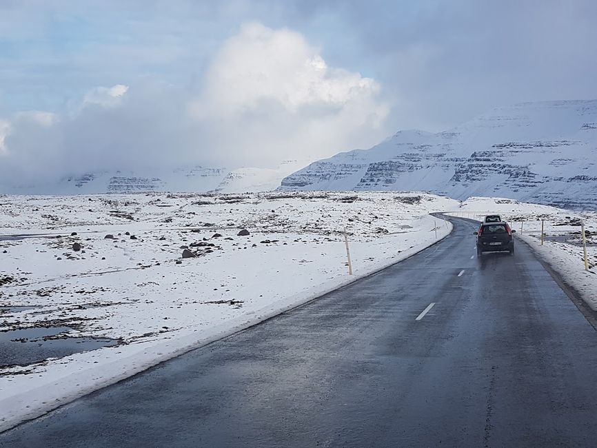Snow on the pass from Egilsstadir to Seydisfjördur