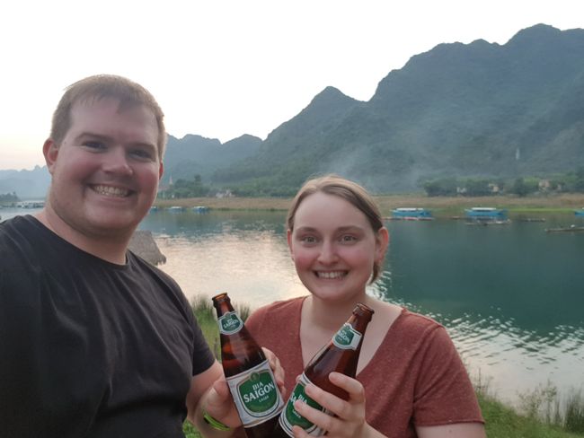 Von den Höhlen in Phong Nha über Hanoi in die Halong Bay