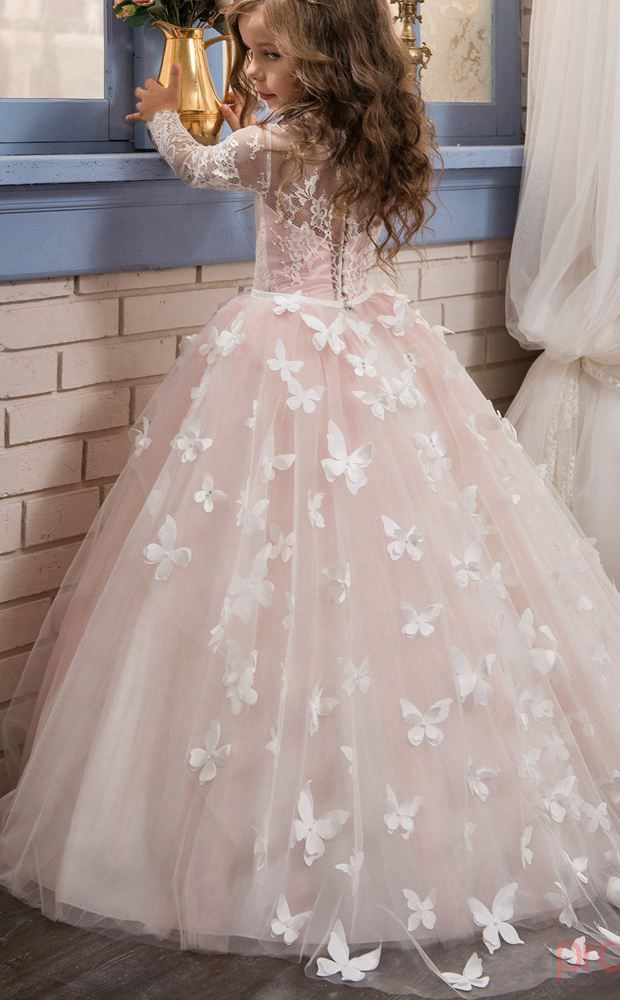 ANMERKUNGEN ÜBER DIE WÄHLUNG EINER FLOWERMÄDCHEN FÜR EINE Hochzeit