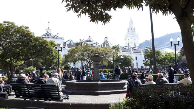 Plaza Grande = Plaza de la Independencia (with the cathedral)