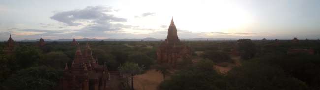 Bagan - in the temple sea of the former royal city