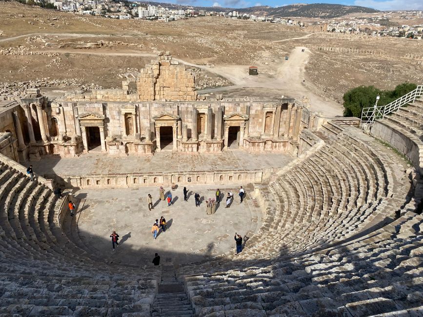 Theater around 90 AD