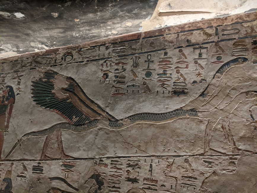 Mein Lieblingswesen: die dreiköpfige Schlange mit Füssen und Flügeln. Sie ist gut und hilft dem Pharao auf dem Weg ins Leben nach dem Tod