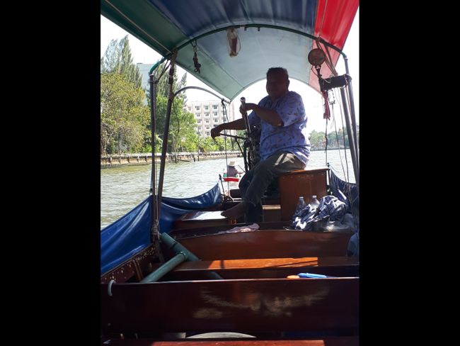 Longtail boat tour in Bangkok