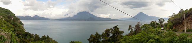 Panorama mit der kompletten 'Vulkanfamilie'. 