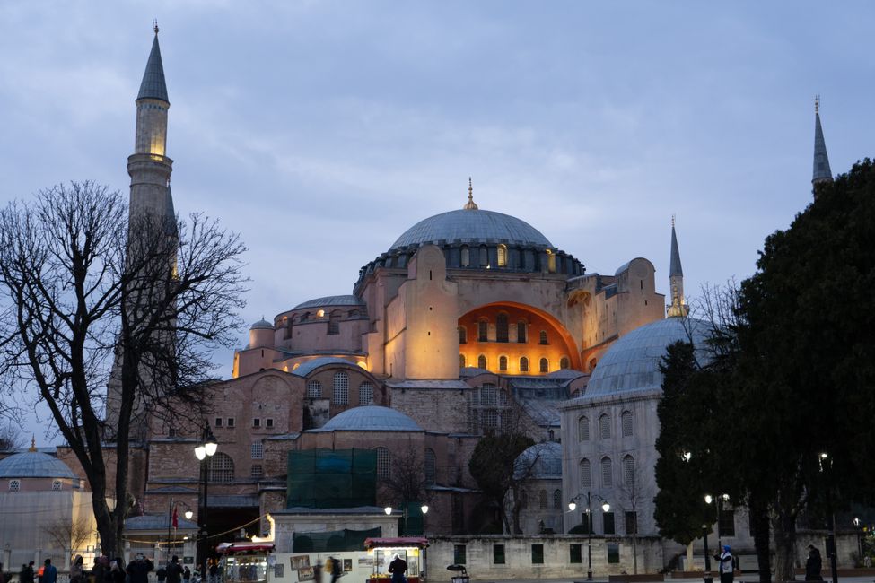 Back on Track: astebete Istanbulen