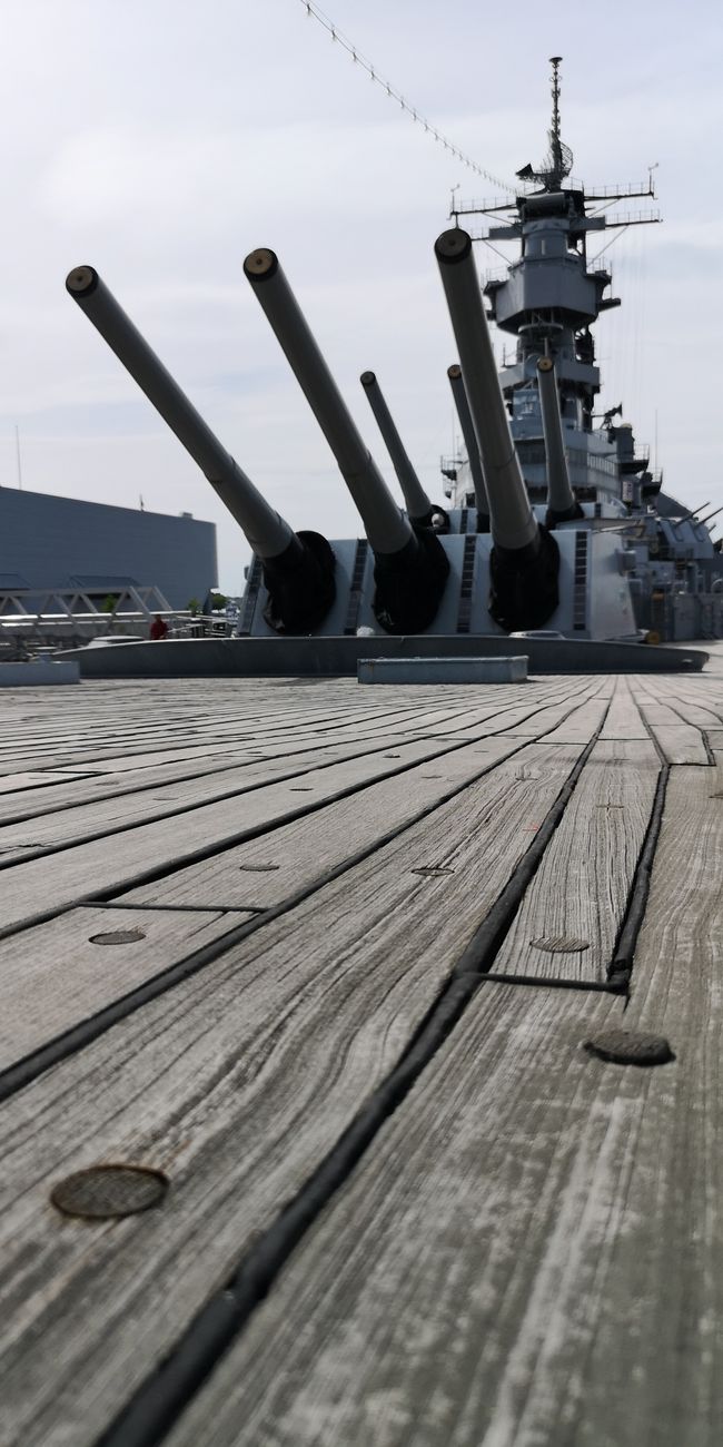 USS Wisconsin - Deck