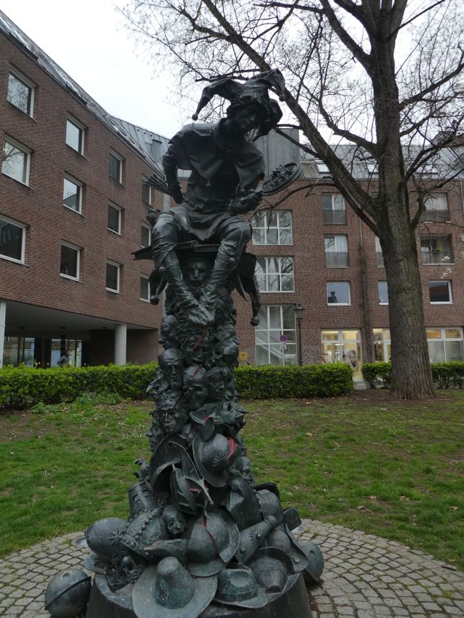 Hoppeditz Monument Düsseldorf