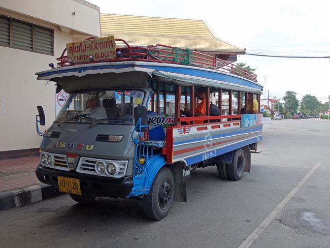 Shuttle-Bus von New Sukhothai nach Old Sukhothai