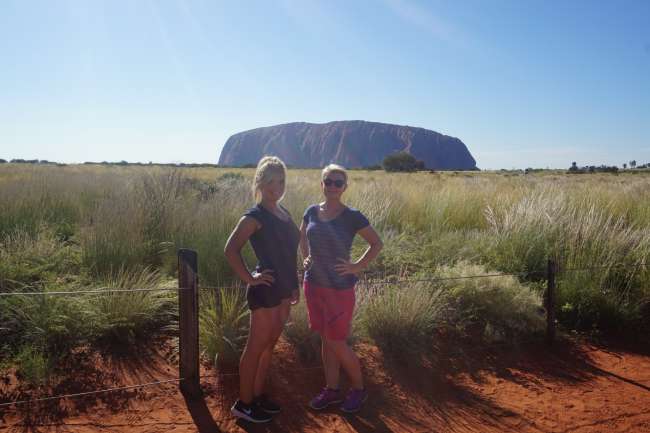 BERLIN CITY GIRLS IN THE OUTBACK