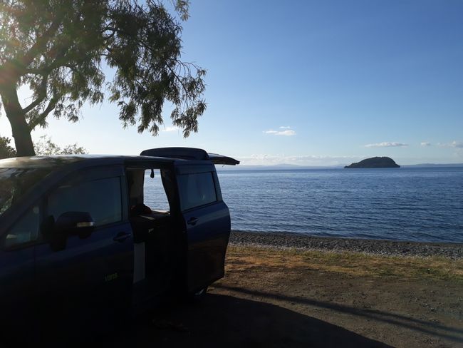 Waitomo and Taupo Lake