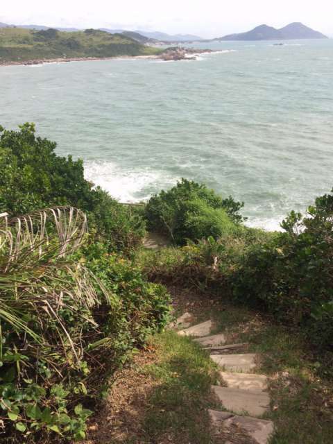 Path to the small beach