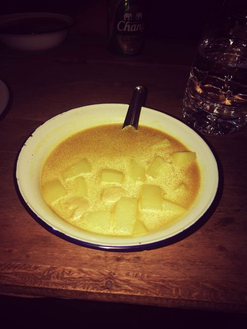 curry-potato-chicken-soup
