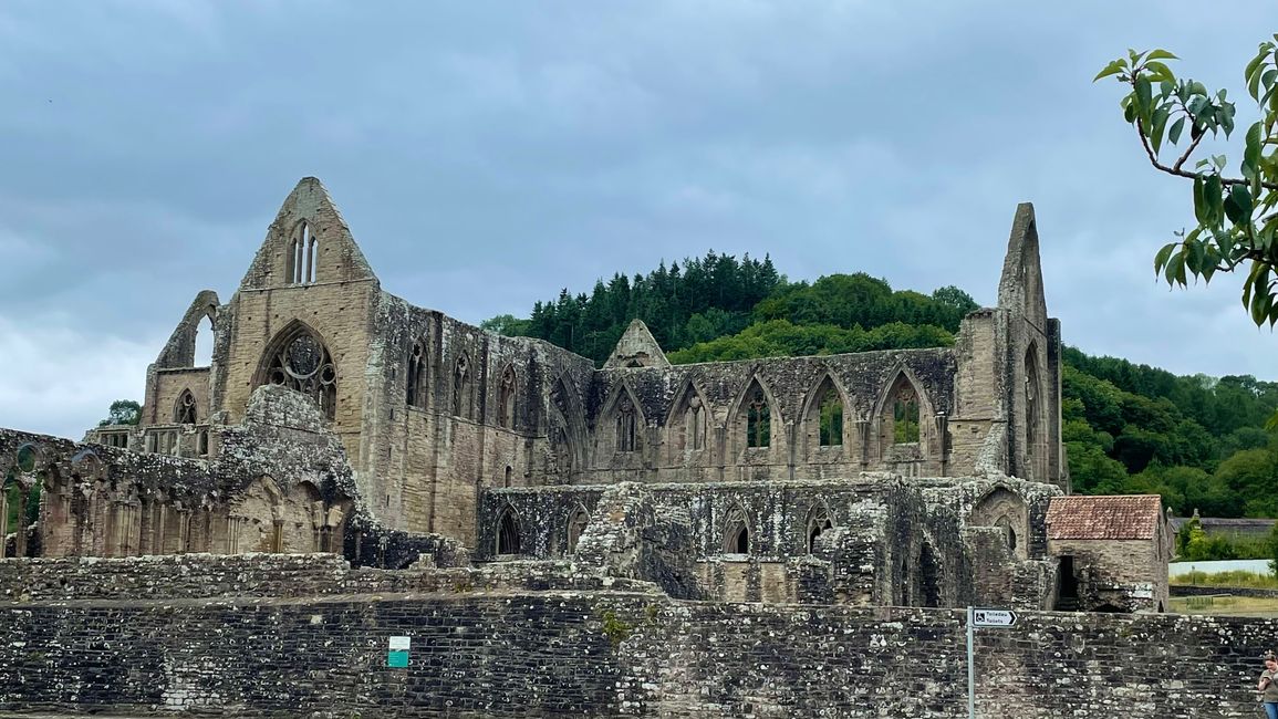 Wales - Tintern Abbey
