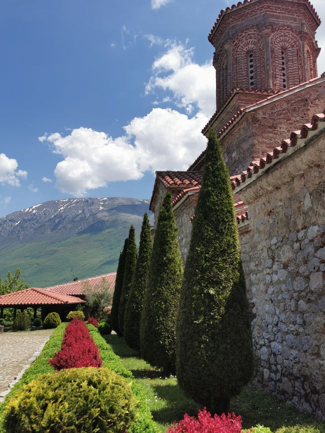 Die Knochenbucht, Ohridsee und St. Naum