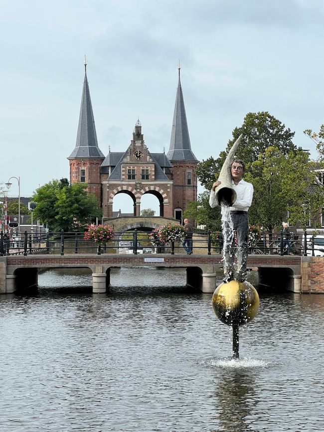 Waterpoort with Fountain of Fortuna