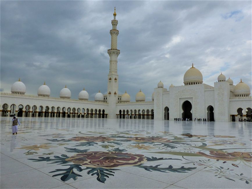 Abu Dhabi White Mosque