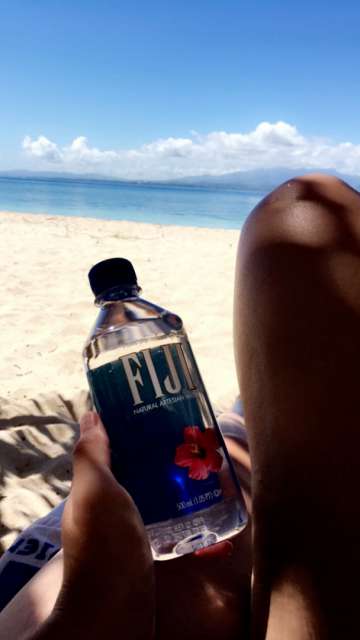 Fiji Wasser musste natürlich sein 