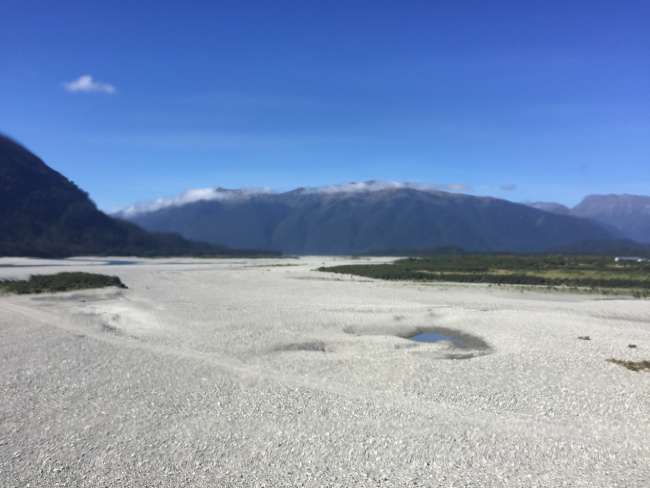 Day 32 - Bus ride over the Haast Pass