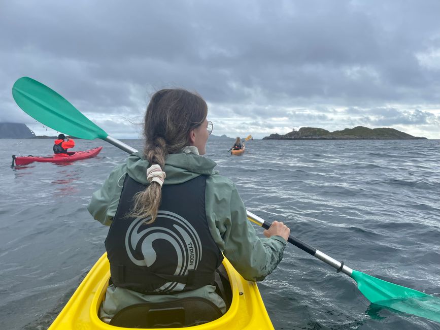 Chuyến tham quan bằng thuyền kayak ở Svolvær 🛶