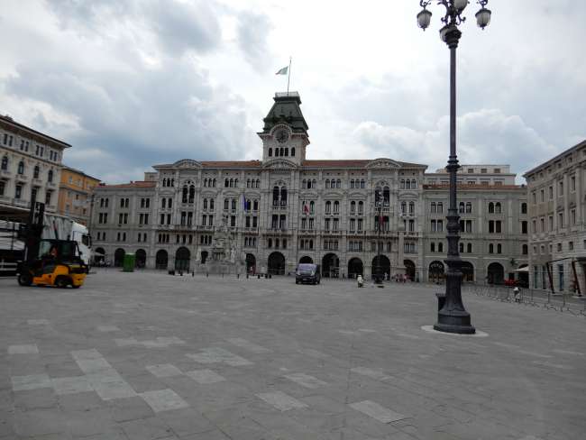 Piazza unita....