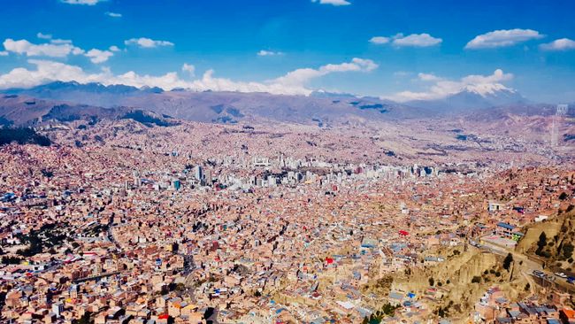 ला पाज्-नगरे सुन्दरः दिवसः!
